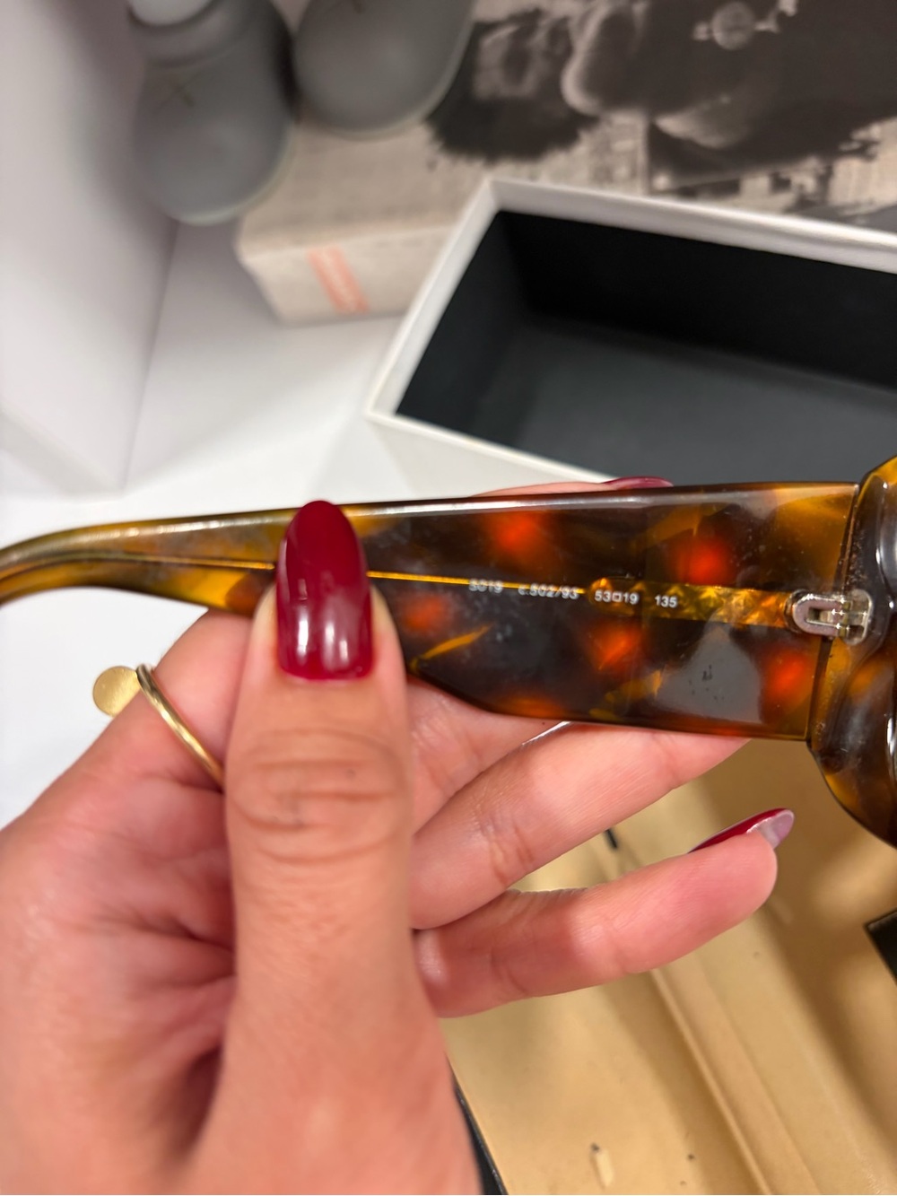 CHANEL Tortoiseshell Quilted-Temple Sunglasses with Gold CC Accent - Picture 3 of 7